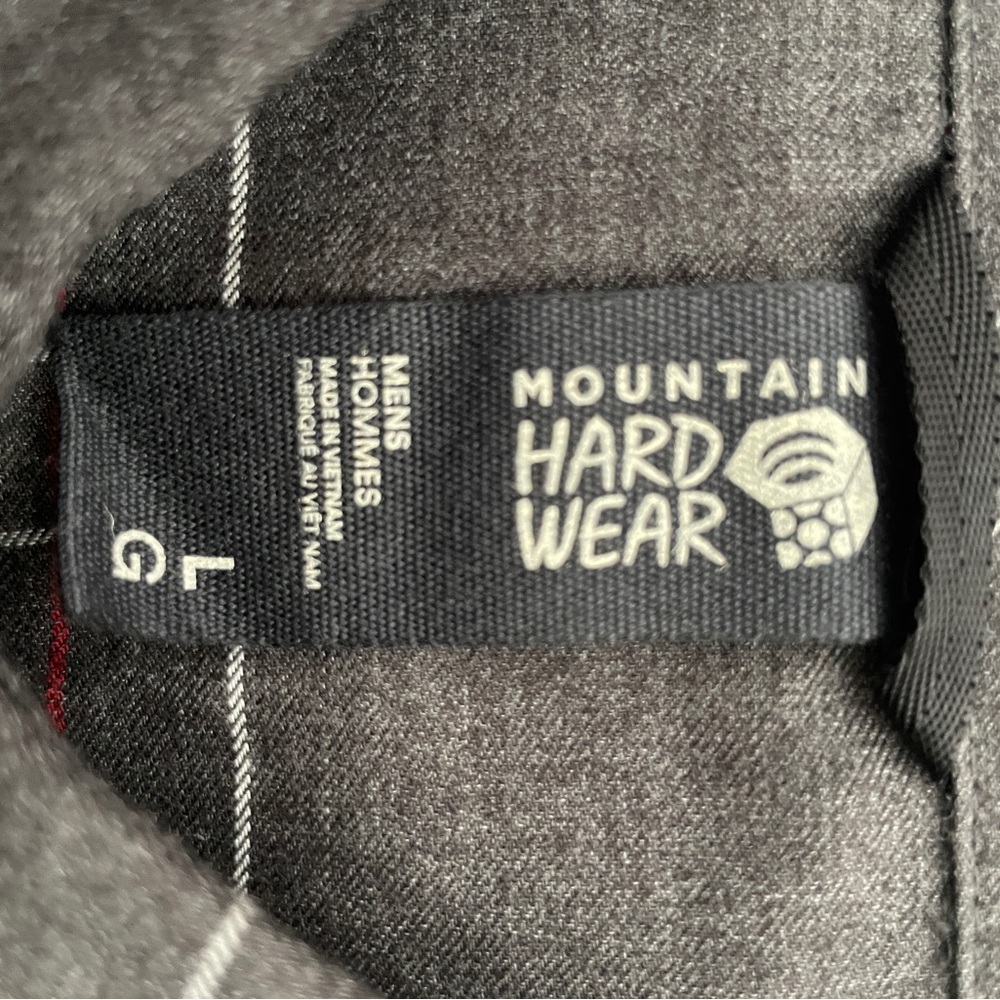 Mountain Hardwear Men's Gray Casual Button Down Shirt